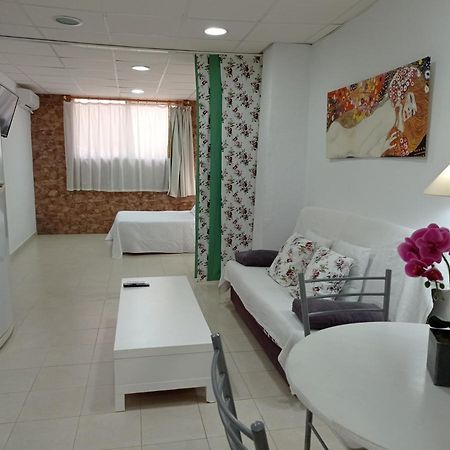 Estudio céntrico en Águilas Exterior foto